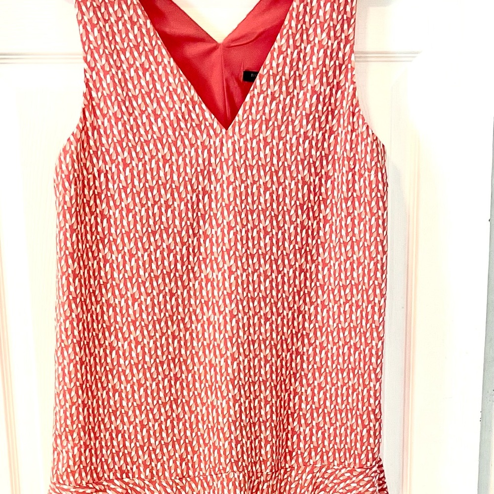 Banana Republic Ladies above the knee relaxed flair bottom dress Size:Medium